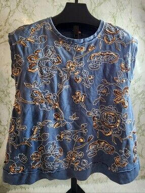 AKEMI + KIM Sequin Design Sleeveless Top